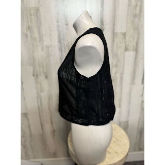 Black blouse - Picture 3 of 7